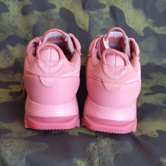 NWT Edgy Reebok Classic Leather Cardi B Shoes - Picture 7 of 8